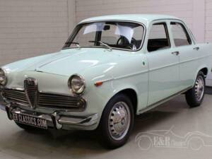 Image 4/19 de Alfa Romeo Giulietta Sprint 1300 (1965)