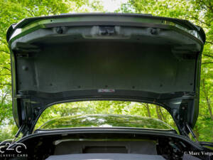 Image 76/85 de Ferrari California (2010)