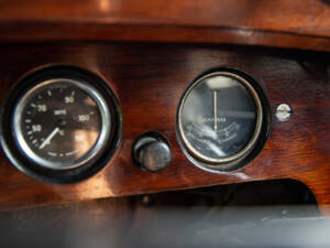 Image 20/44 of Alvis 4.3 Liter Saloon (1938)