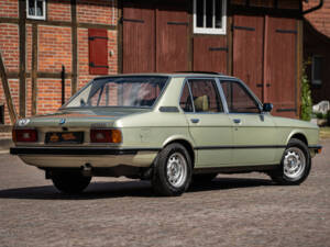 Image 14/46 of BMW 525 (1978)