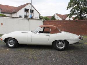 Imagen 5/23 de Jaguar E-Type 3.8 (1964)