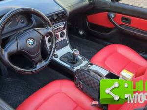 Bild 8/10 von BMW Z3 1.8 (1996)