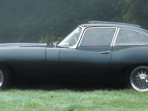 Afbeelding 11/50 van Jaguar E-Type 4.2 (1965)