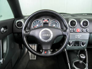 Bild 8/50 von Audi TT 1.8 T quattro (2000)