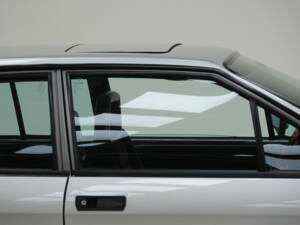 Bild 14/15 von Alfa Romeo GTV 6 2.5 (1982)