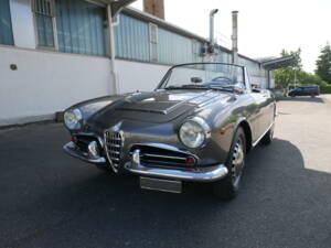 Imagen 5/68 de Alfa Romeo Giulia 1600 Spider (1964)