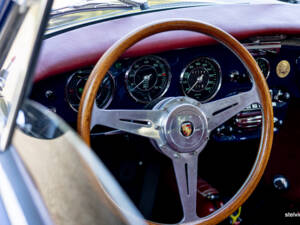 Image 33/57 of Porsche 356 C 1600 SC (1964)