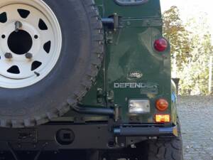 Image 6/34 of Land Rover Defender 90 Td5 (2000)