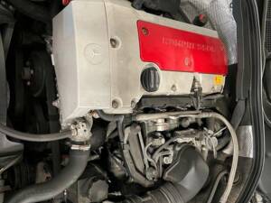 Imagen 12/20 de Mercedes-Benz CLK 230 Kompressor (2001)