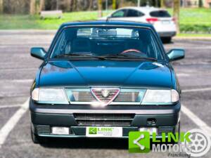 Image 2/10 de Alfa Romeo 33 1.7 16v QV (1991)
