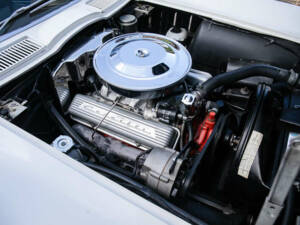 Image 3/50 of Chevrolet Corvette Sting Ray Convertible (1965)