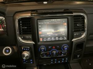 Image 23/32 of Dodge Ram 1500 (2014)