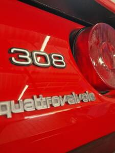 Image 28/82 of Ferrari 308 GTS Quattrovalvole (1983)