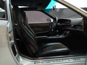 Image 50/50 de Porsche 944 Turbo (1986)