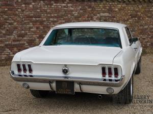 Image 12/50 of Ford Mustang 200 (1967)