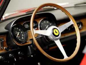 Immagine 12/26 di Ferrari 275 GTS (1965)