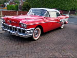 Afbeelding 6/52 van Buick Special Riviera Coupé (1958)