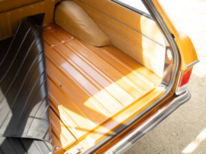 Image 53/57 of Ford Granada Turnier 2,3 (1976)