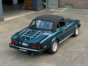 Image 20/47 de FIAT 124 Spider CS2 (1979)