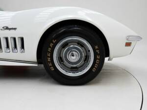Image 7/15 of Chevrolet Corvette Stingray (1969)
