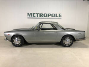 Image 15/33 of Lancia Flaminia GTL 2.8 Touring (1965)