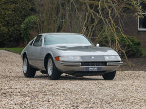 Imagen 2/16 de Ferrari 365 GTB&#x2F;4 Daytona (1969)