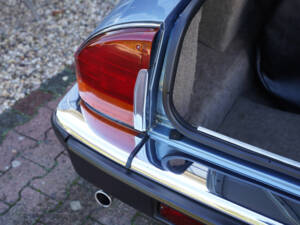 Image 38/50 of Jaguar XJS 5.3 V12 (1989)