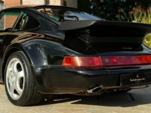 Image 21/50 of Porsche 911 Turbo 3.3 (1991)