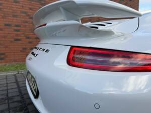 Image 11/27 of Porsche 911 Turbo S (2014)