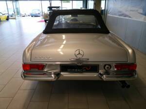 Image 6/15 de Mercedes-Benz 230 SL (1964)