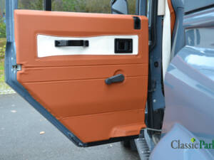 Imagen 17/50 de Land Rover Defender Tophat (2007)