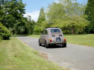 Image 8/33 of FIAT 500 L (1972)