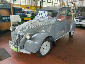 Image 3/10 de Citroën 2 CV (1957)