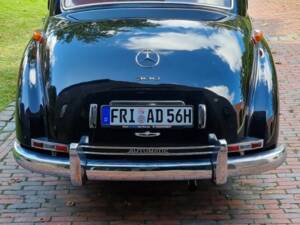 Image 6/24 de Mercedes-Benz 300 c (1956)