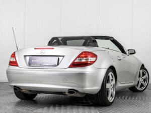 Immagine 41/50 di Mercedes-Benz SLK 200 Kompressor (2004)