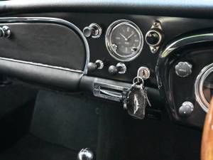 Immagine 39/50 di Aston Martin DB 4 (1960)