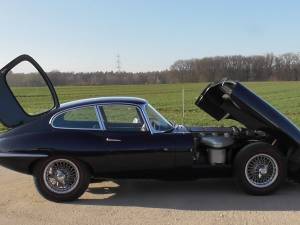 Bild 33/50 von Jaguar E-Type (1967)