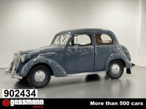 Immagine 1/15 di SIMCA 8 - 1200 (1950)