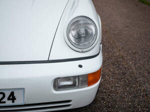 Image 36/38 of Porsche 911 Carrera 4 (1991)