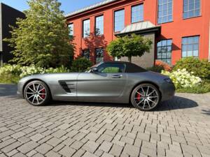 Image 15/40 of Mercedes-Benz SLS AMG GT Roadster (2013)