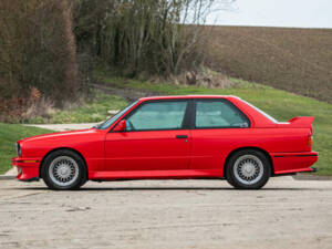 Image 5/34 of BMW M3 (1987)