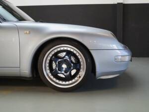 Bild 24/50 von Porsche 911 Carrera (1994)