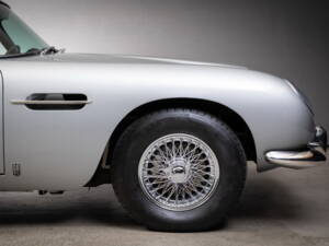 Image 11/20 of Aston Martin DB 5 (1965)