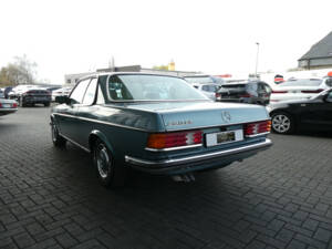 Image 6/24 of Mercedes-Benz 280 CE (1981)