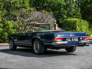 Image 3/17 de Mercedes-Benz 230 SL (1966)