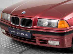 Imagen 18/40 de BMW 325i (1993)