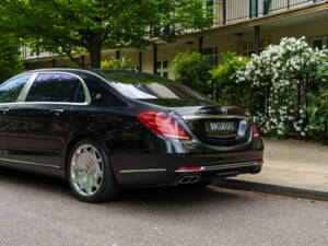 Image 16/42 of Mercedes-Benz Maybach S 600 (2015)