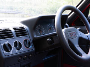 Imagen 17/19 de Peugeot 205 GTi 1.6 (1989)