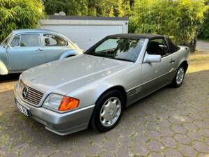 Image 6/25 of Mercedes-Benz SL 280 (1995)