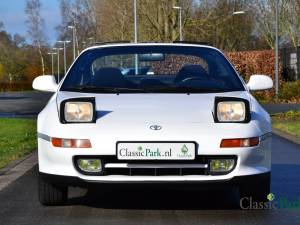 Afbeelding 18/46 van Toyota MR2 2.0 (1991)